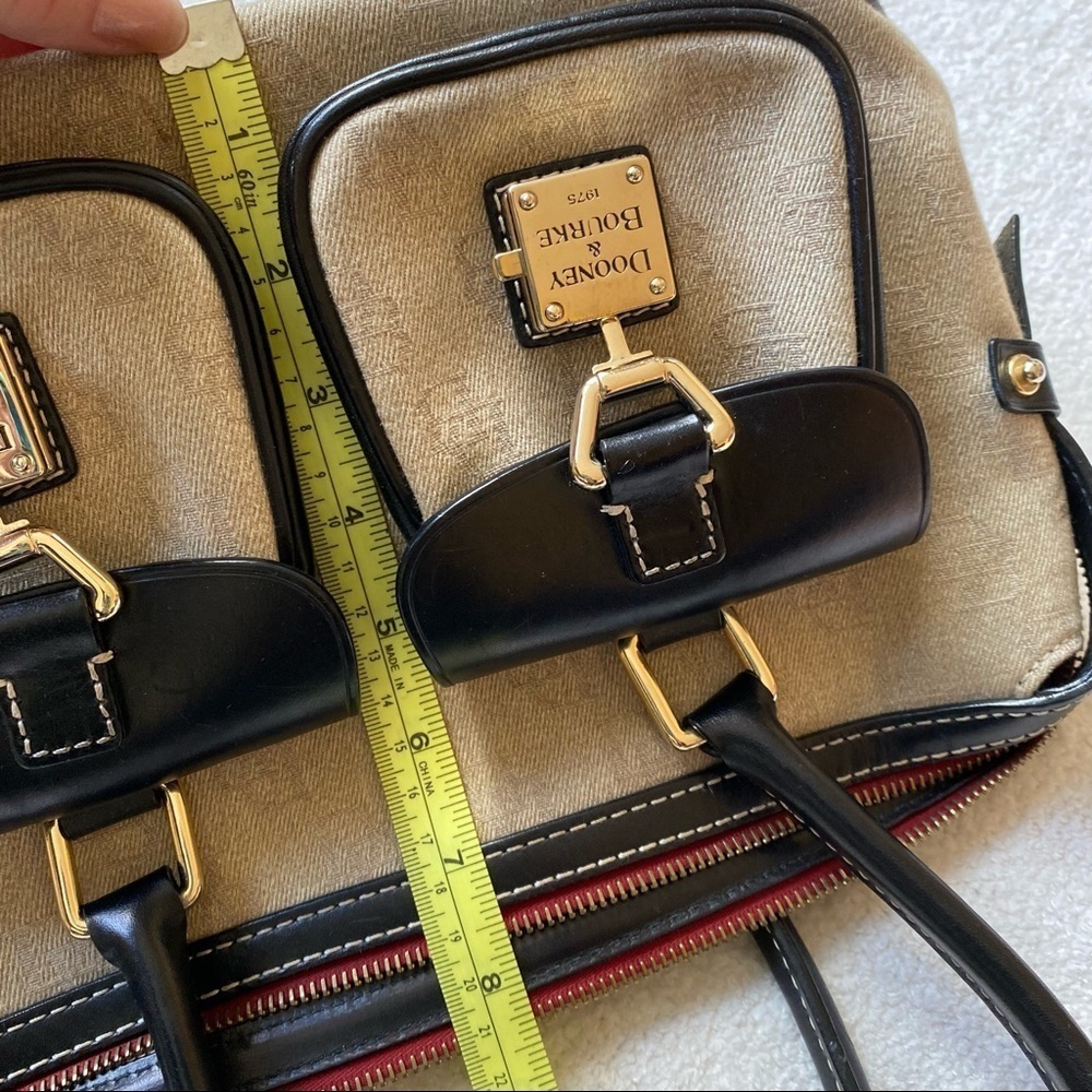 Dooney&Bourke signature Handbag - Picture 16 of 16
